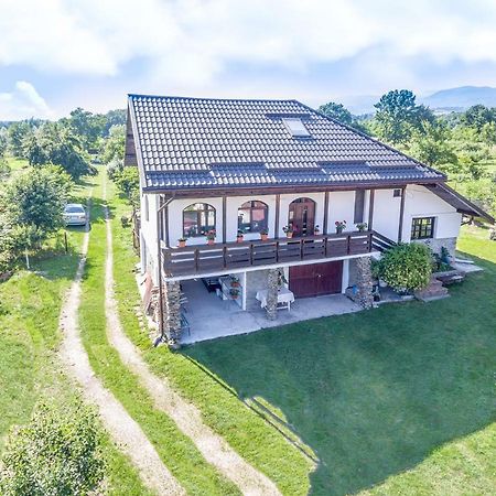 Casa De Vacanta Mirela Новач-Стрэйни Экстерьер фото