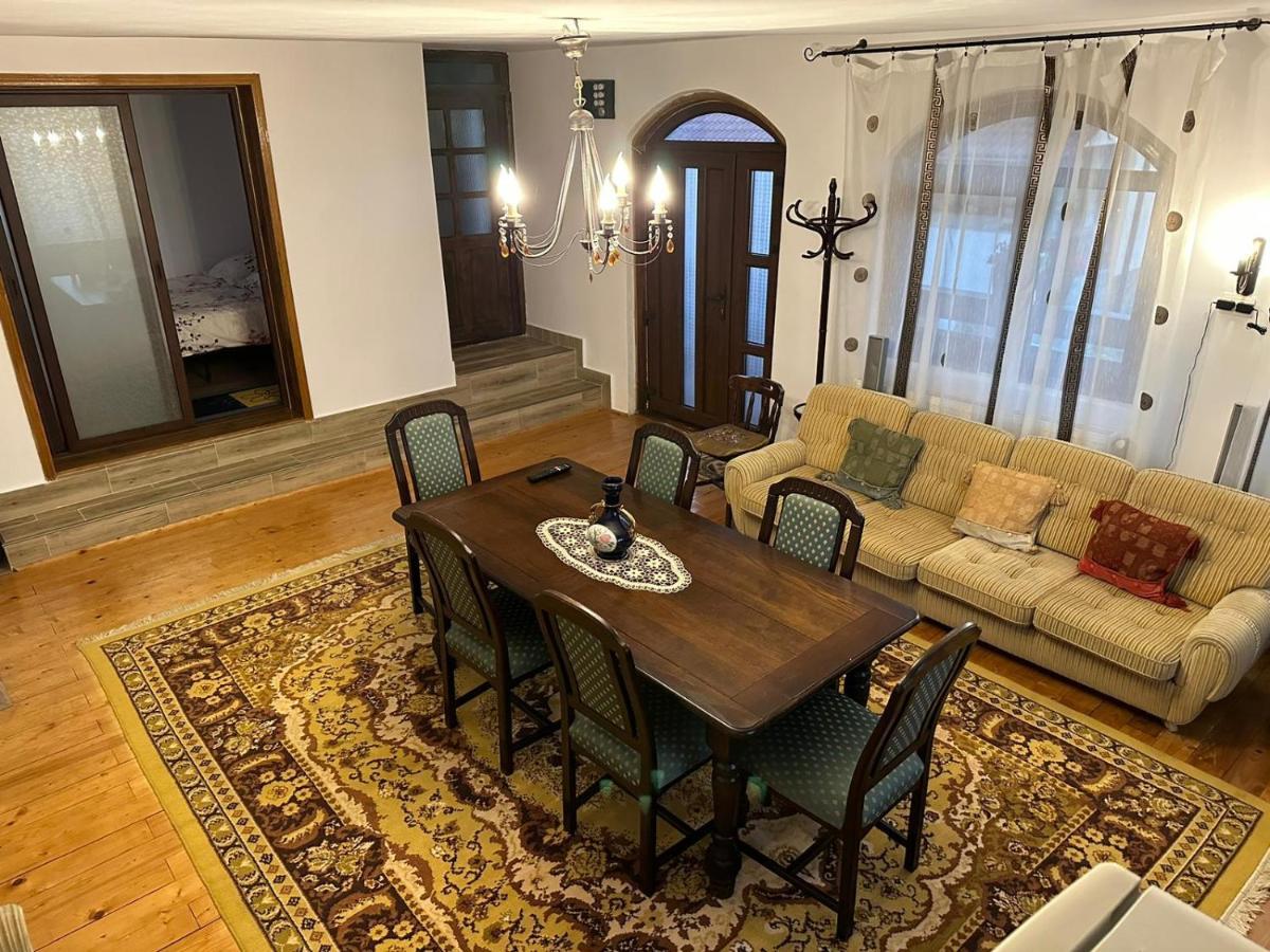 Casa De Vacanta Mirela Новач-Стрэйни Экстерьер фото